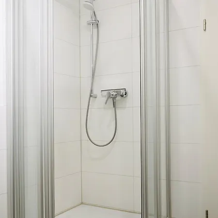 Charmantes In Lage Apartamento *
